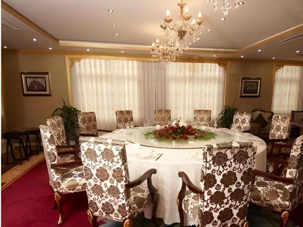 Zhangjiagang Jiangnan Garden Hotel Dış mekan fotoğraf